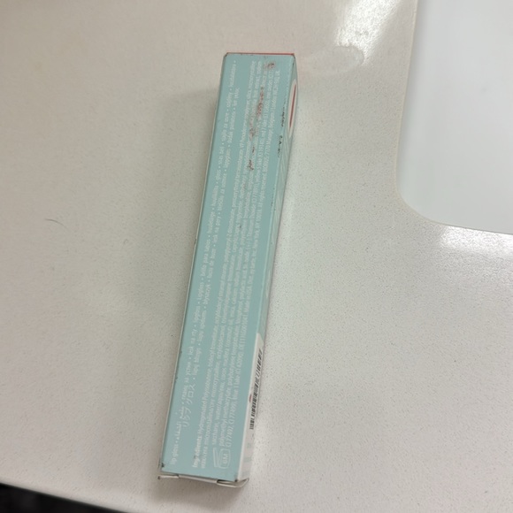 Tarte H2O gloss just breathe - Picture 2 of 4